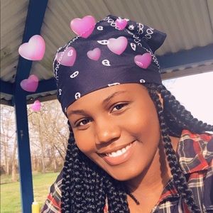 Meet your Posher, Trinity